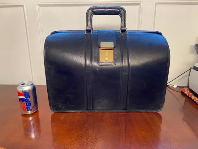 Vintage COACH Gladstone Huge 18X13 Black Leather Hard-Shell Doctor Travel Bag