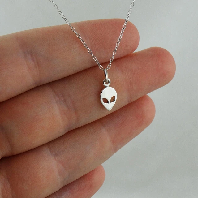 Beautiful Tiny Alien Charm Women's Pendant Necklace In 925 Pure Sterling Silver