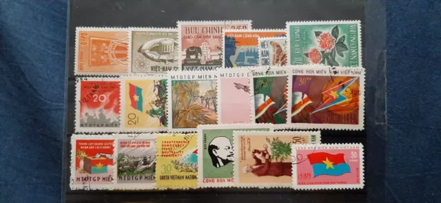 A SAISIR joli lot de timbres du VIETNAM, oblitérés tous différents