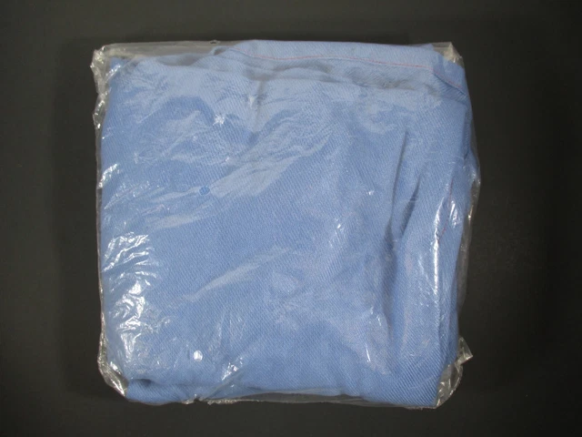 NEW Delta Airlines First Class Light Blue Lap Blanket Sealed Bag 60” X 45”