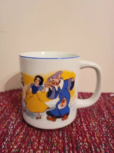 Vtg Walt Disney Disneyland Snow White Seven Dwarfs Coffee Tea Mug Cup Japan Made