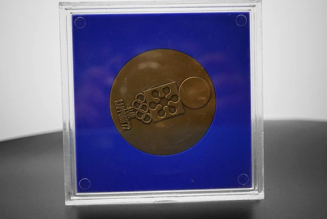 Original 1972 Sapporo Japan Winter Olympic Participation Medal w/ Lucite Case Original 1972 Sapporo Japan Winter Olympic Participation Medal w/ Lucite Case