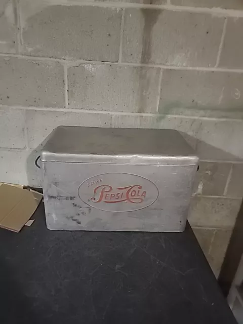 Pepsi Cola Vintage Retro 1950's Metal Aluminum Drink Cooler/Ice Chest Full Size