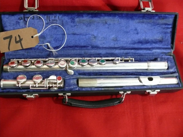 Gemeinhardt 2SP flute              (L74)