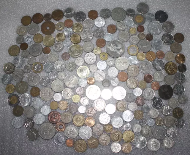 200 World Coins Mixed Lot All Unique KM#s 20th 21st Century 2 lbs 2 oz Foreign 3