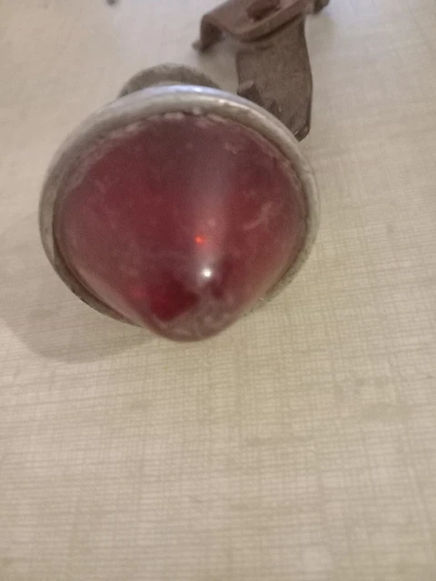 Ancien Feu Arrière Vélo - Cabochon Rouge En Verre - Pour Pièces Ou Restauration