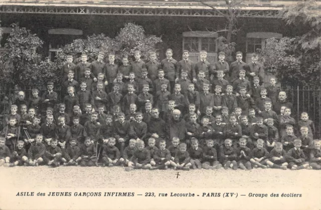 CPA 75 PARIS XIIe ASILE DES JEUNES GARCONS INFIRMES RUE LECOURBE GROUPE ECOLIERS