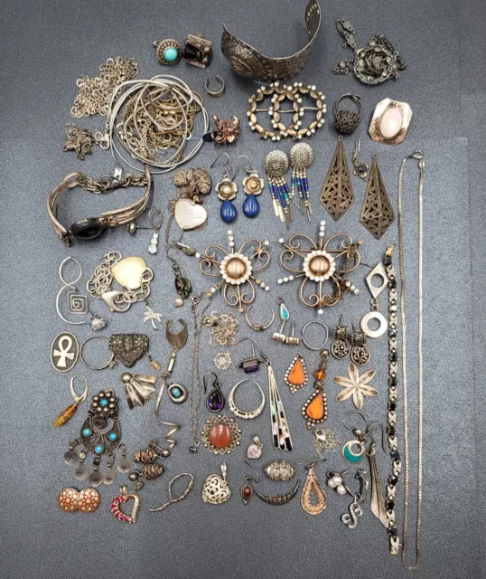 Lot Sterling Silver Jewelry Vintage to Modern Mostly Wearable and Scrap  337g