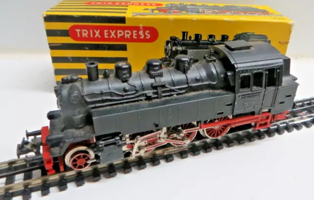 Trix Express 755 H0 Steam Locomotive Br 64 DB Illuminated Tested Boxed