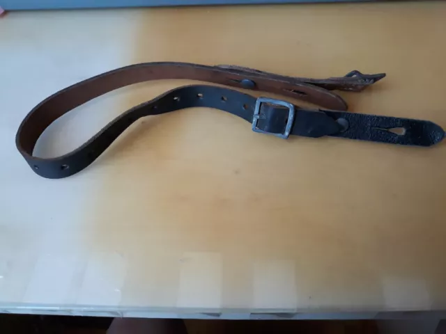 Wehrmachtstahlhelm Kinnriemen