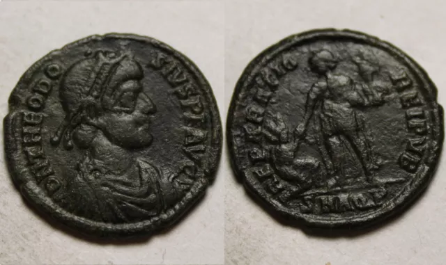 Rare original ancient Roman coin Theodosius Labarum globe cross Aquileia mint