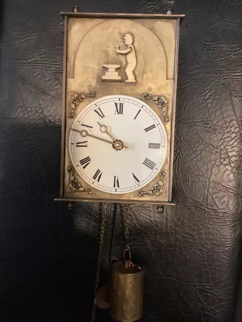 Antique. Vintage. Auto Mation ( Hamer/Anvil ) Rare Wall Clock