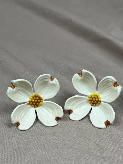 Dogwood Flower Floral Vtg Curtain Tacks Tie Backs Set of 2