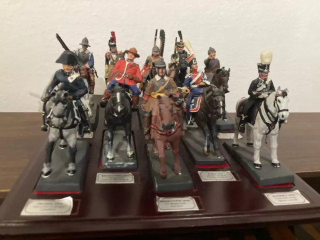 16 soldatini a cavallo di piombo de agostini da collezione