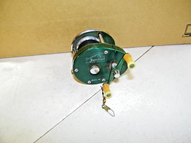 VINTAGE FISHING REEL Shakespeare Sportcast 1973 Model FK