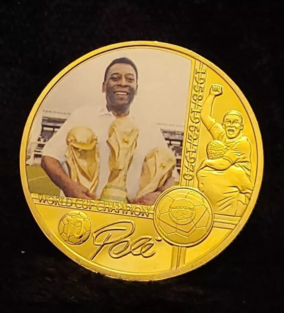 Pele Gold Coin 3 time World Cup Winner Brazil Signed Qatar 2022 Legend Santos UK 3