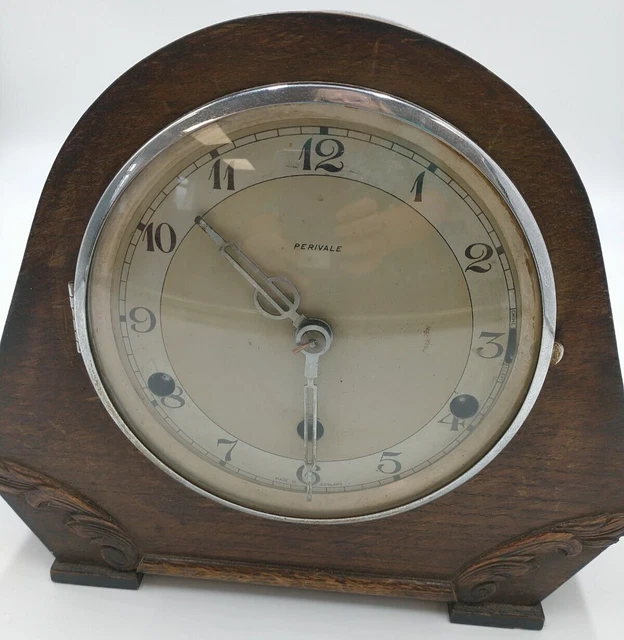 VINTAGE PERIVALE MANTLE Clock Chiming with key Not Working B11 £25.00