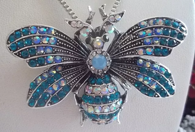 Betsey Johnson Beautiful Aqua & Blue Crystal Bee Pendant Chain Necklace