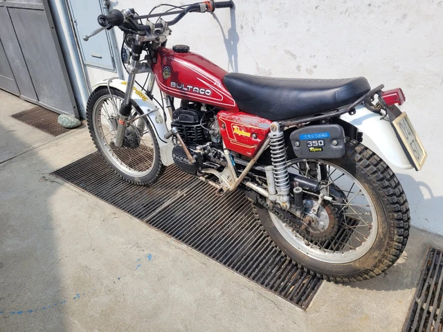 Motocicletta Bultaco Modello Alpina 350cc