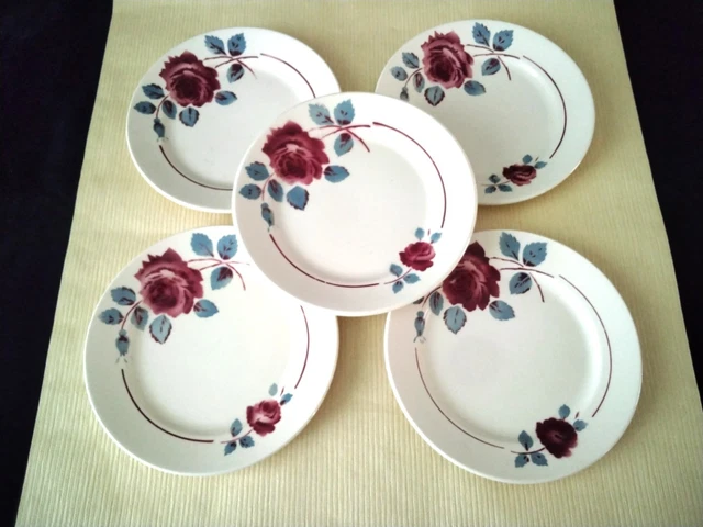 Lot de 5 assiettes à desserts Arcopal modèle narcisses