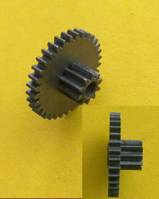Double Steel Gear 10 Teeth 0.7 Die + 33 Teeth 0.7 Die Bore 4mm 2PCS