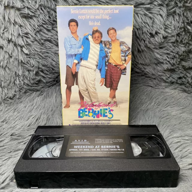 Weekend at Bernie's VHS 1996 Andrew McCarthy Jonathan Silverman Classic Comedy