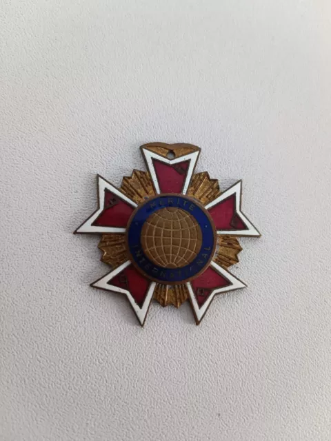 Ancienne Médaille militaire émaillée MERITE INTERNATIONAL