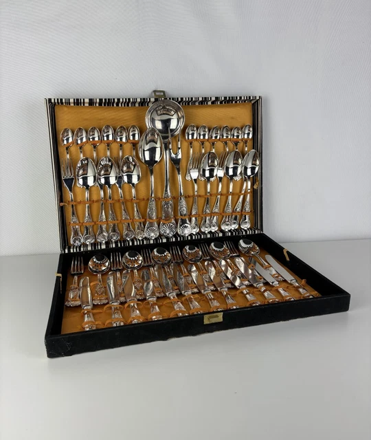 MÉNAGÈRE EN MÉTAL argenté Ercuis 49 pièces EUR 800,00 - FR