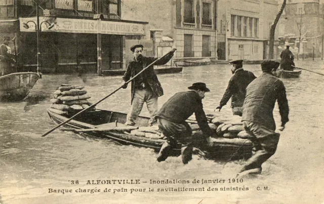 ALFORTVILLE (94) crue de la Seine inondation 1910 ravitaillement en pain