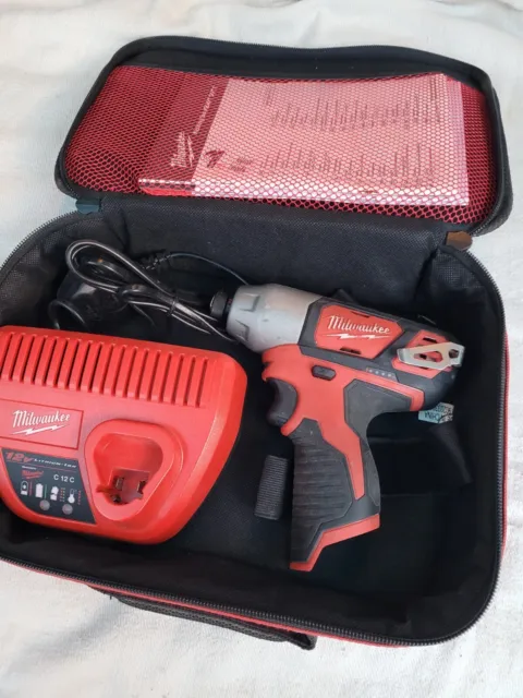 Milwaukee M12 - 12V Impact Driver + charger (no batteries) - Good Condition