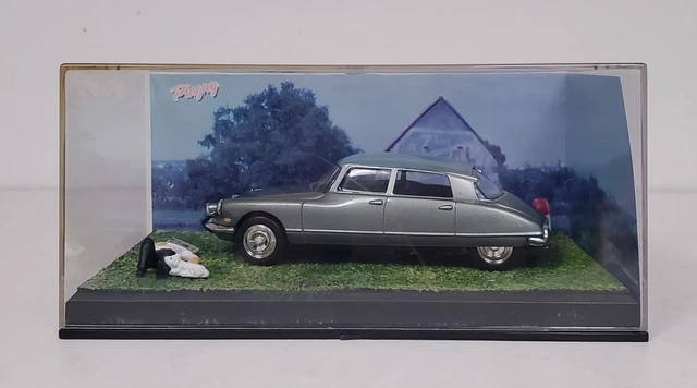 Miniature Citroën Type 23 HLZ Heuliez 1958, Chocolats Suchard, 1/43 Altaya Ixo
