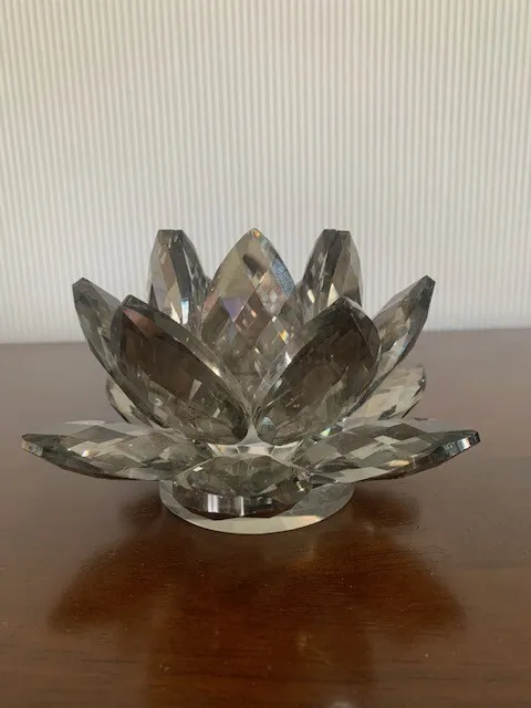 JM by Julian MacDonald Lotus Flower Crystal/Glass  Candle Holder Medium