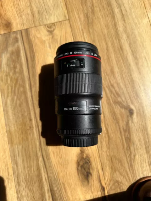 Canon EF 100mm f/2.8L Macro IS USM Lens