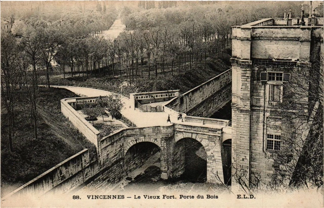 CPA Vincennes - Le Vieux Fort (275256)