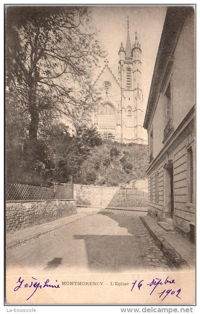 95 MONTMORENCY - vue sur l'eglise --