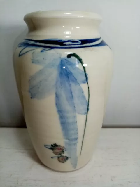 Blue Mountain Pottery 'BMP' Canadian Vase