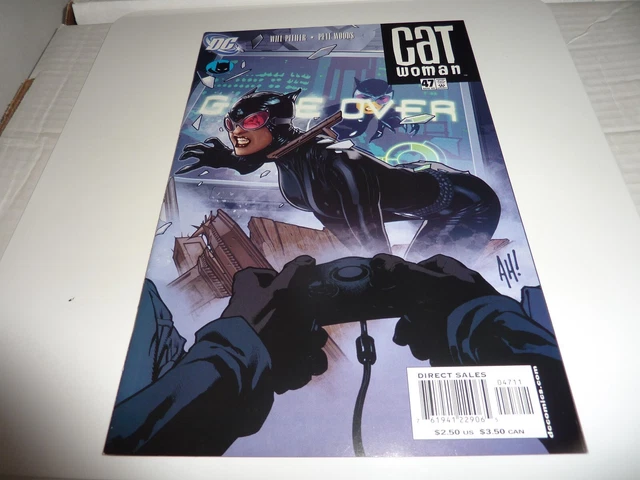 CATWOMAN #47 DC Comics 2005 ADAM HUGHES COVER AH! VF/NM