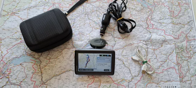 TomTom VIA 135 Europe 5 Zoll Navigationsgerät zusätzlich mit NAVI-Bag-TOP