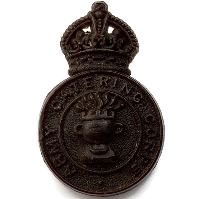 ORIGINAL WW2 PLASTIC Army Catering Corps ACC Bakelite Cap Badge ...