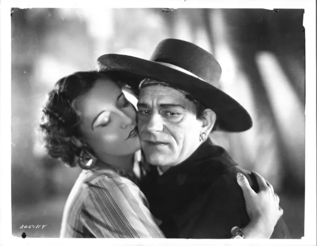 *Tod Browning's THE UNKNOWN (1927) Joan Crawford Comforts Performer Lon Chaney 3