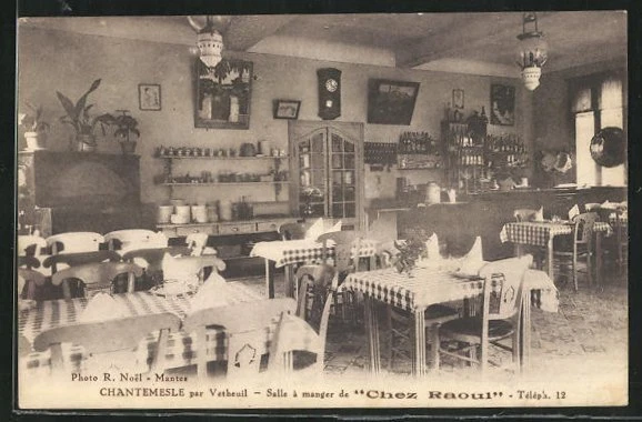 CPA Chantemesle, Salle a manger de Chez Raoul