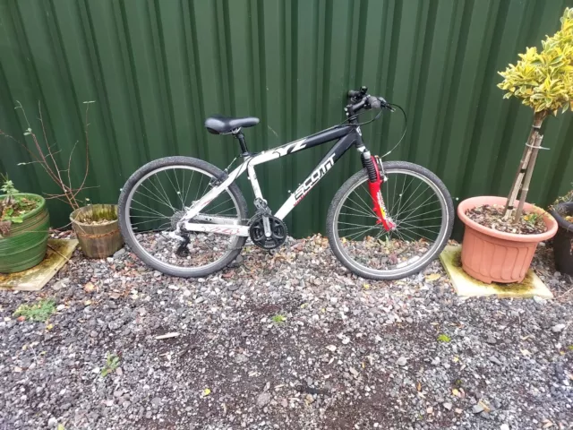 Scott voltage 16 inch bike top