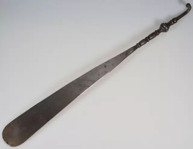 Antike Küchenpalette, Küchenspatel, Pfannenwender, ca. 1900, Eisen geschmiedet