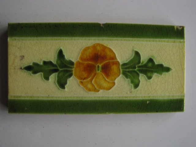 ANTIQUE VICTORIAN 6" x 3" MOULDED MAJOLICA  ART NOUVEAU FLORAL BORDER TILE