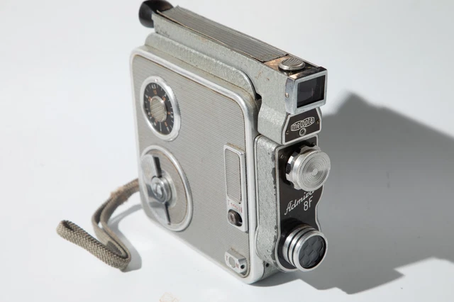 Caméra ERSCAM CAMEX Argentique 8mm – Objectif Som Berthiot 20mm, Années 1950, Bon état