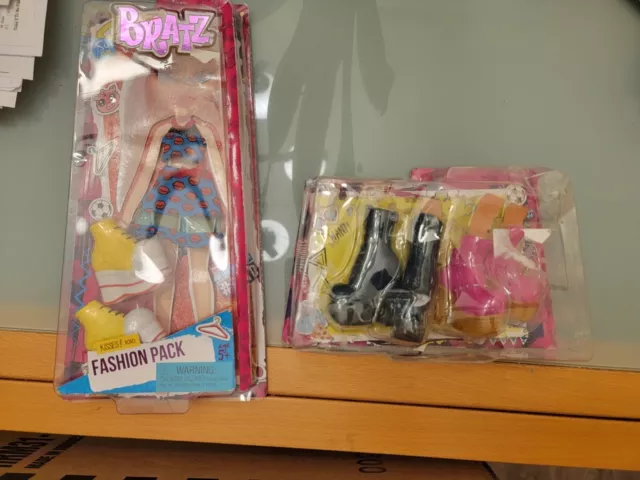 BRATZ Doll's Clothing and Accessories New In Box