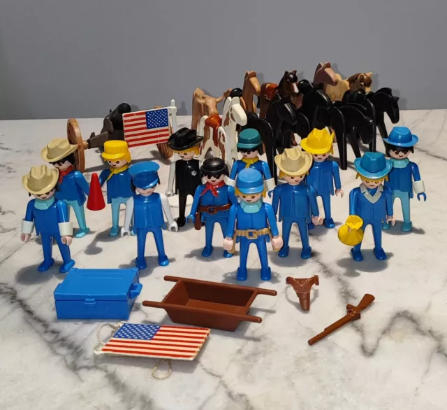 Playmobil - Lot de Soldats Nordistes + canon +  drapeau + chevaux . Western