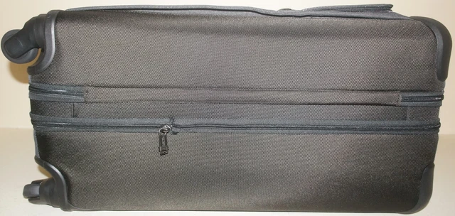 New Genuine Tumi Short Trip 4 Wheel Spinner 26" Packing case - Anthracite/Gray 4