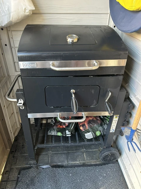 Grill für Kohle