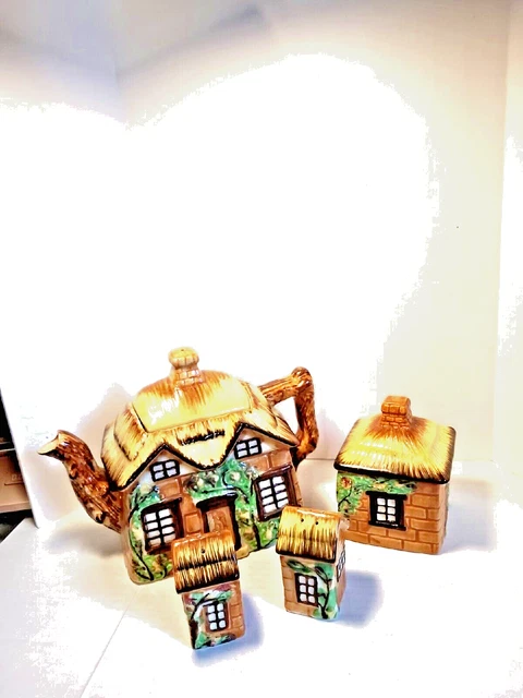 Occupied Japan Tea Pot ,Sugar Bowl & Lid & S&P Shakers Old Cottage Pattern